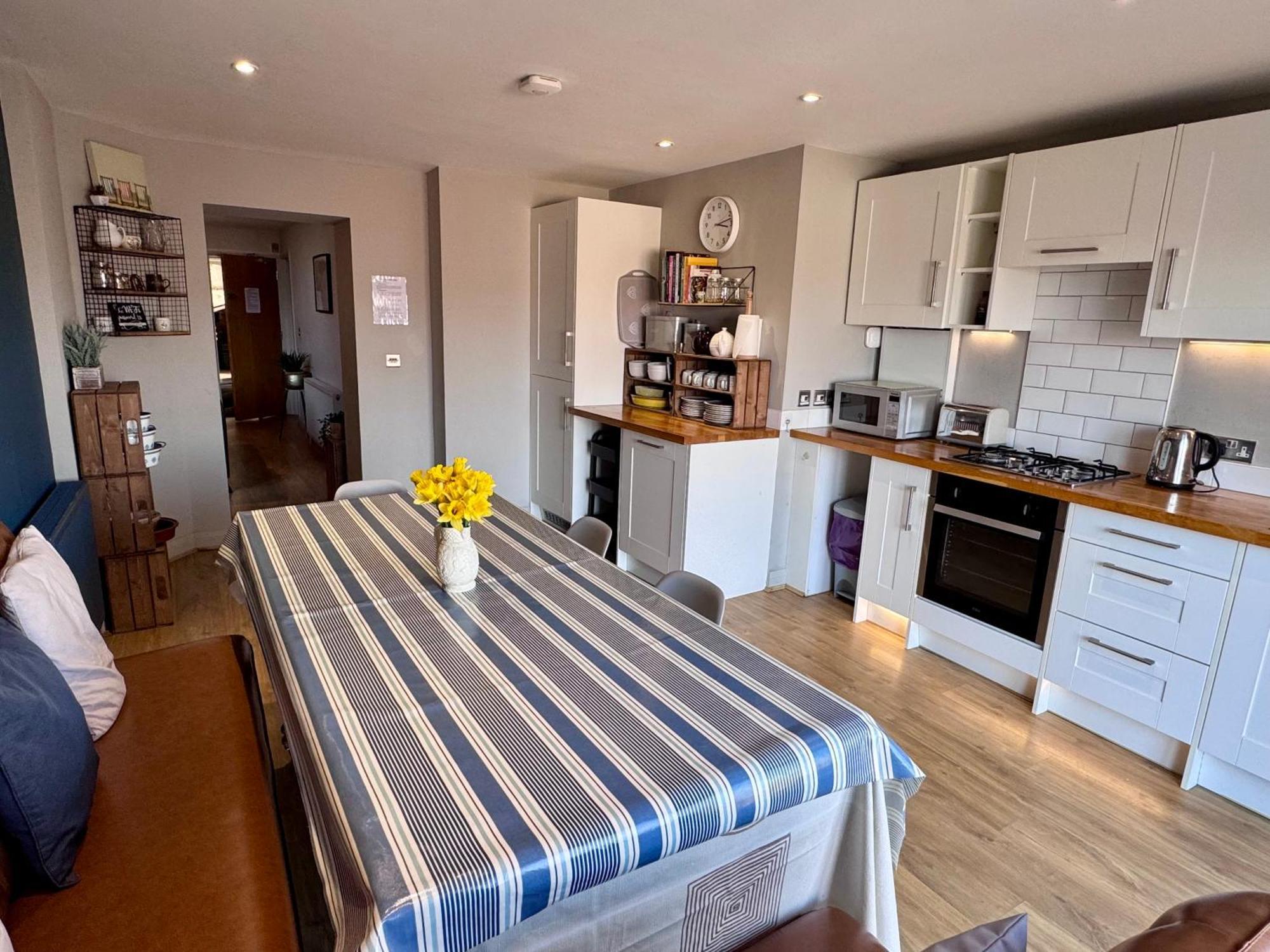 Purbeck Hill View Apartment Swanage Exterior photo